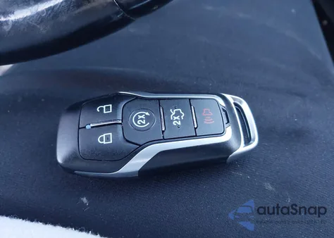 2016 Lincoln Mkz z USA, uszkodzony, nr VIN 3LN6L2G94GR621023